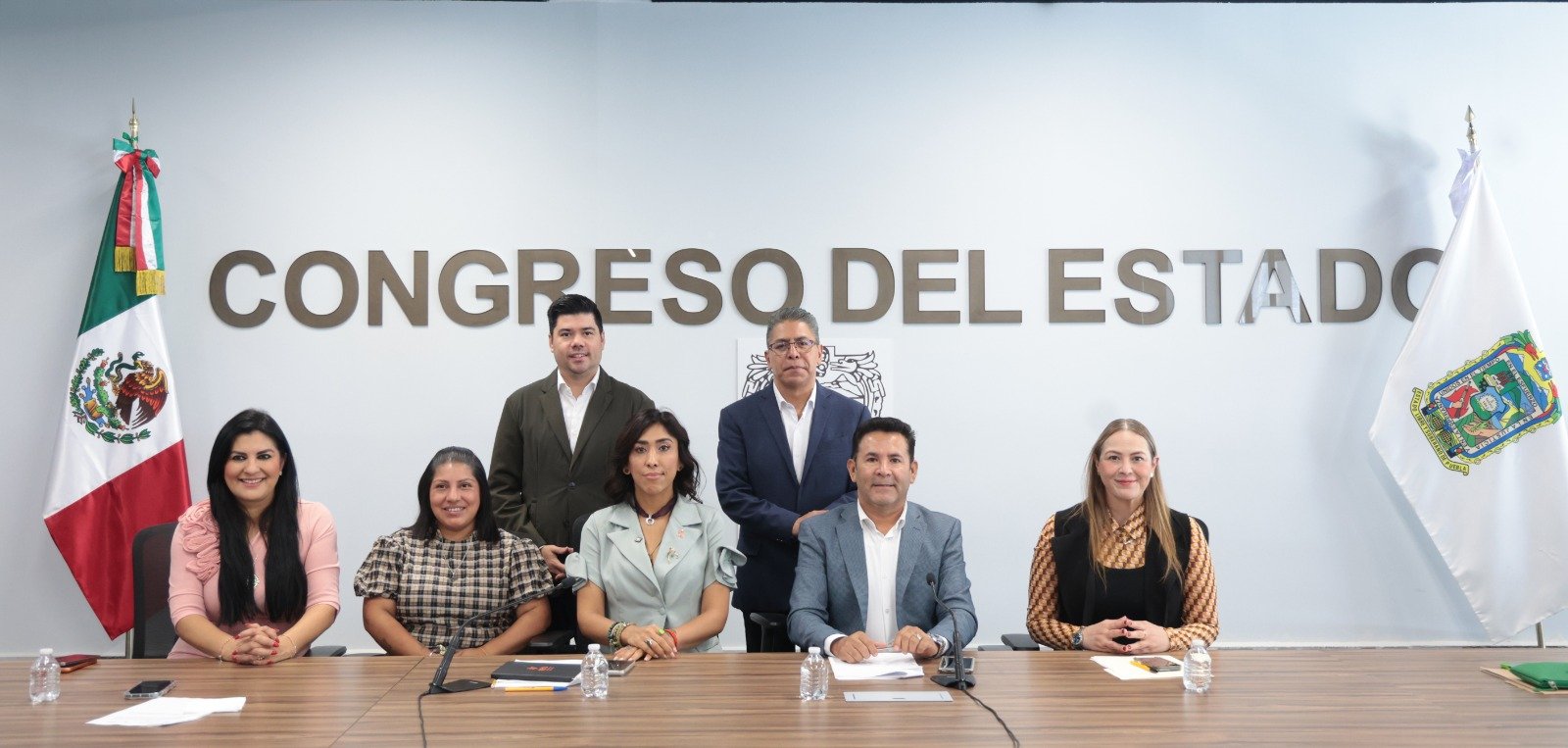 Comisión del Congreso aprueba reformas para fortalecer los procesos de entrega-recepción