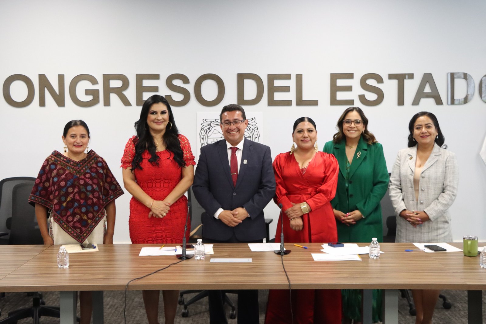 Avala Comisi贸n del Congreso exhorto para fortalecer la coordinaci贸n y atenci贸n de personas refugiadas