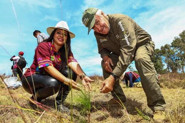CON EL RESPALDO DEL GOBIERNO DEL ESTADO, TONANTZIN FERNÁNDEZ ENCABEZA JORNADA DE REFORESTACIÓN EN EL CERRO ZAPOTECAS – Entérate Puebla
