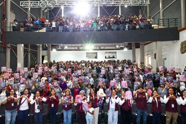 TONANTZIN FERNÁNDEZ Y EL DIF MUNICIPAL RESPALDAN LA ECONOMÍA DE LAS FAMILIAS CHOLULTECAS – Entérate Puebla