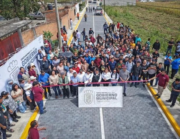 OMAR MUÑOZ MEJORA MOVILIDAD CON OBRA EN SAN LORENZO – Entérate Puebla